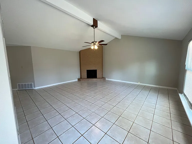 11516 Sandy Loam Trl — Photo 5