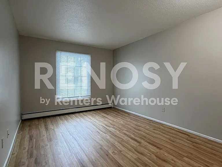 4648 Cedar Lake Rd S #1 — Photo 17