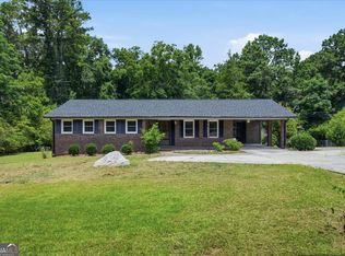 97 Lee Rd, Senoia, GA 30276