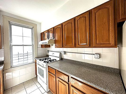 1st image of 68-33 Clyde St #2C