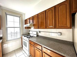 68-33 Clyde St #2C, Forest Hills, NY 11375
