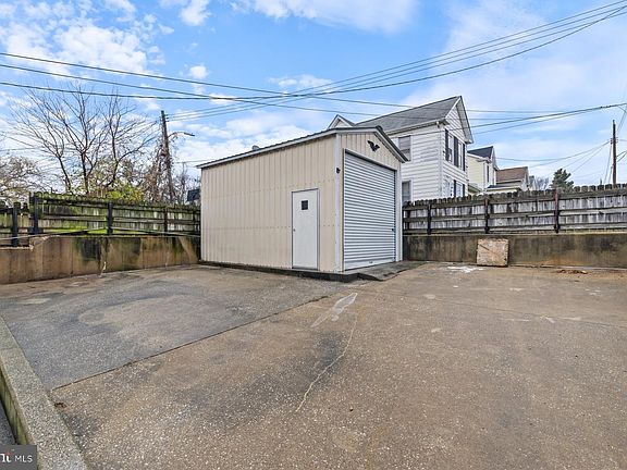 3rd image of 3700 7th St