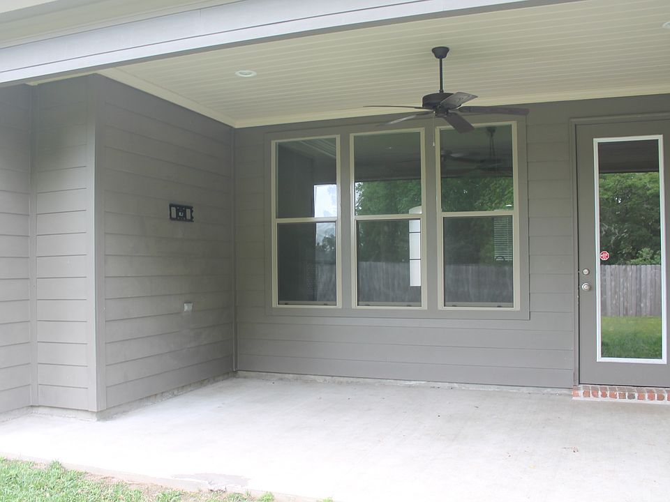 2nd image of 107 Saw Lake Ln