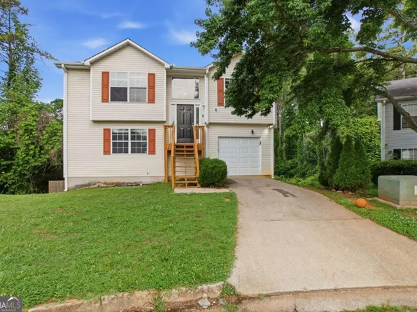 5855 Crescent Ridge Ct, Lithonia, GA 30058