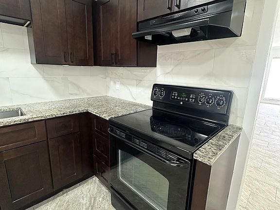 2nd image of 385 Wymore Rd APT 201