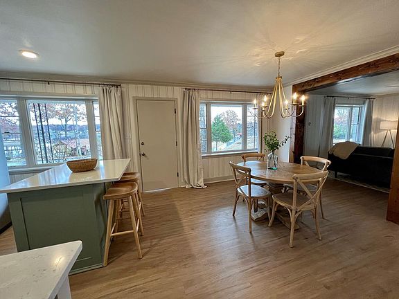 2nd image of 210 Aberina St APT D3