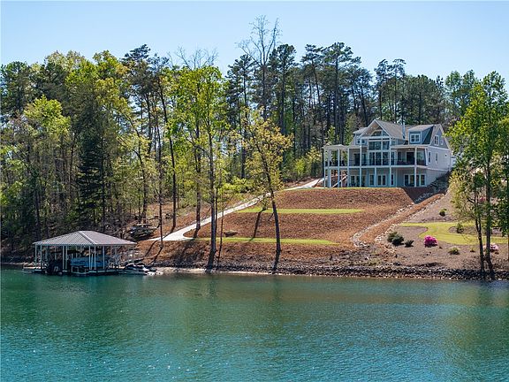 2nd image of 9012 Reservoir Rd