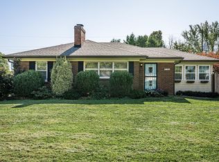 3702 Hughes Rd, Saint Matthews, KY 40207