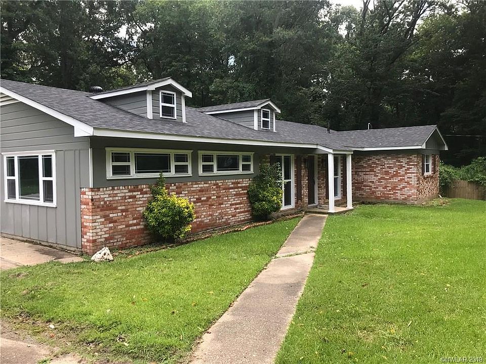 1st image of 32 Lake Forest Hls