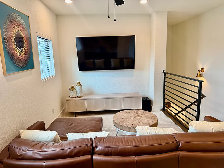 1722 N Olive St — Photo 14
