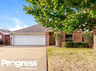 413 Blake Ln, Midlothian, TX 76065