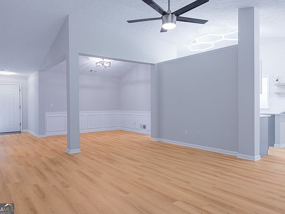 5th image of 3360 Northgate Ln