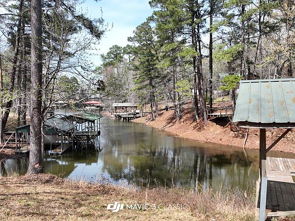 4th image of 103 Joy Ave