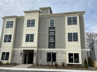 846 Main St APT 2, Woburn, MA 01801