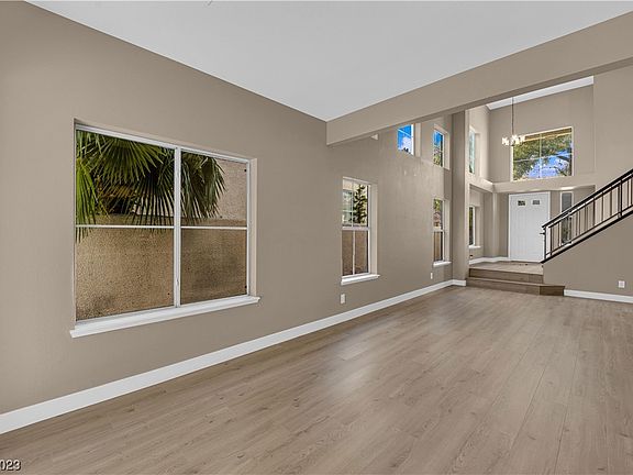 5th image of 2652 Golden Sands Dr