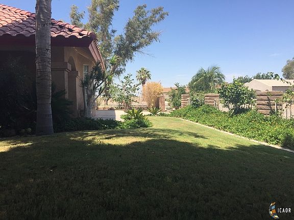 3rd image of 1375 Vista Verde Dr