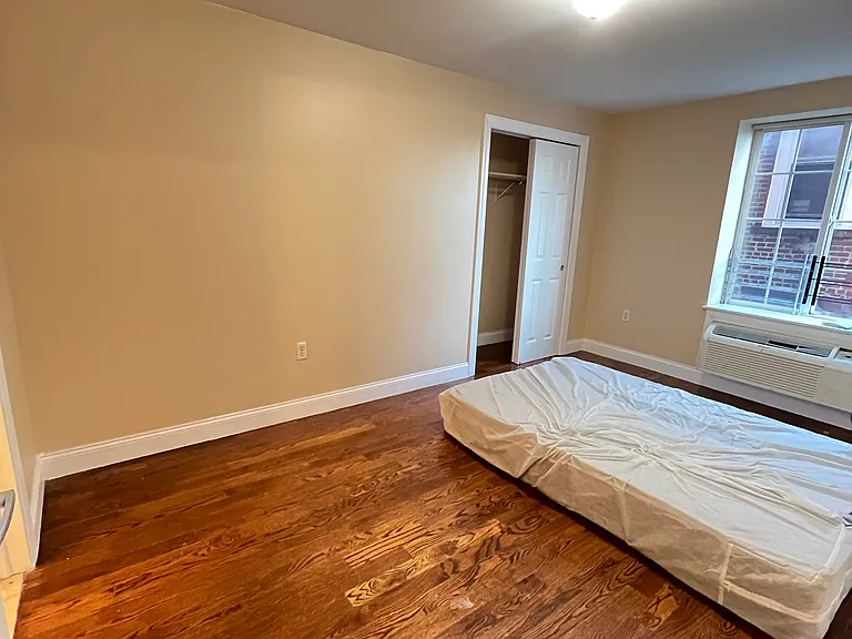 711 Sip St #203 — Photo 8