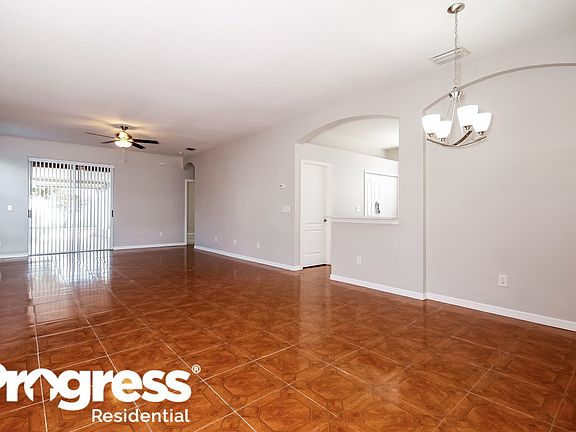 4th image of 8531 Deer Chase Dr