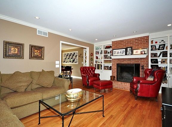 4th image of 502 S Edgewood Ave