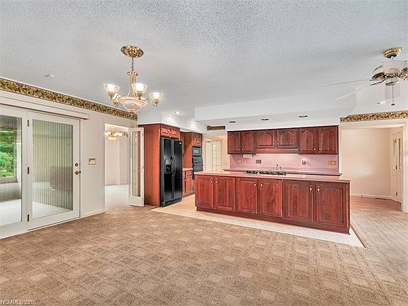 4th image of 436 Heather Marie Dr