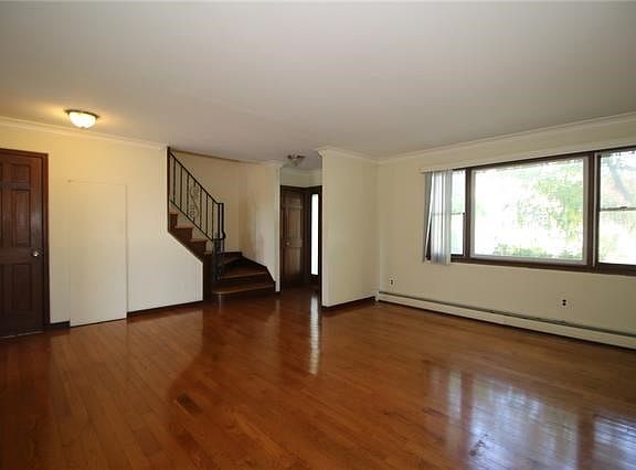 Spacious and bright living room