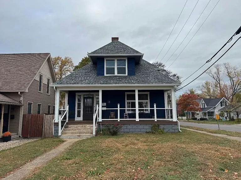 100 W King St #A — Photo 1