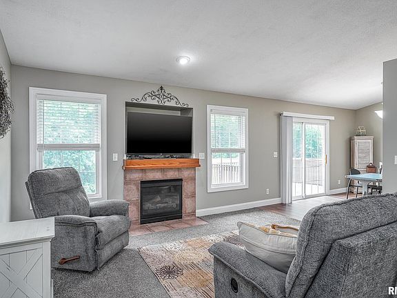 4th image of 6939 Cresthill Dr