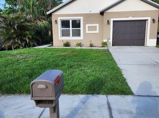 1935 High St, Fort Myers, FL 33916