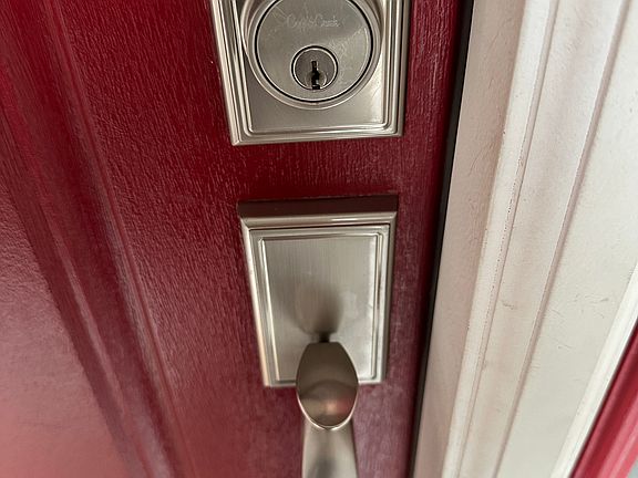 4th image of 2370 Clairette Pl