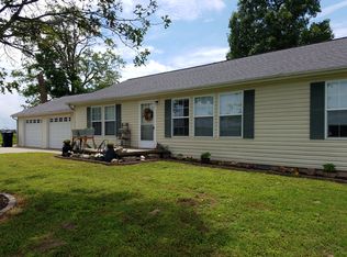 12039 Poppy Dr, Neosho, MO 64850