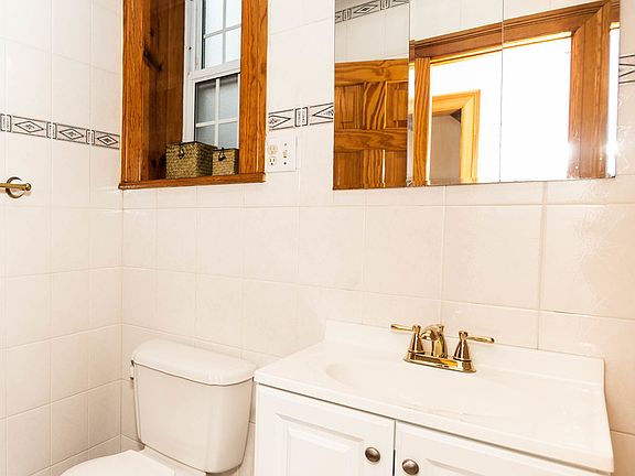 5th image of 458 Court St #1