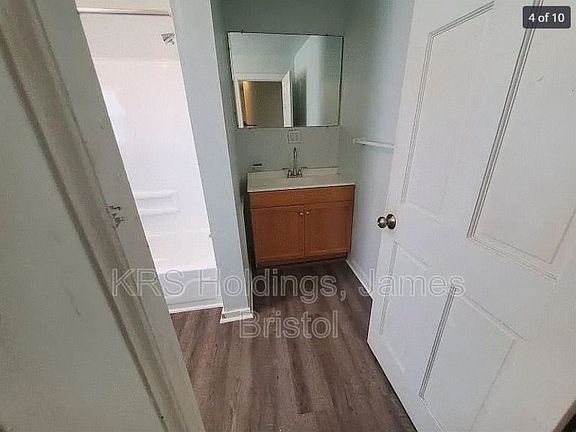 4th image of 2106 Boston Ave APT A