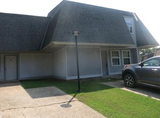 6 Annette Dr #8, Cherokee Village, AR 72529