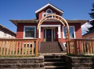 8052 12th Ave NW, Seattle, WA 98117