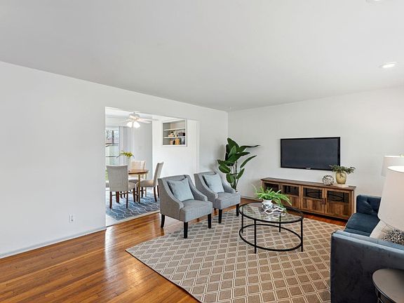 2nd image of 289 Elmdale Dr