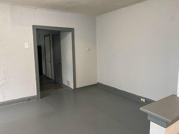 5th image of 3453 Pennsylvania Ave #1S