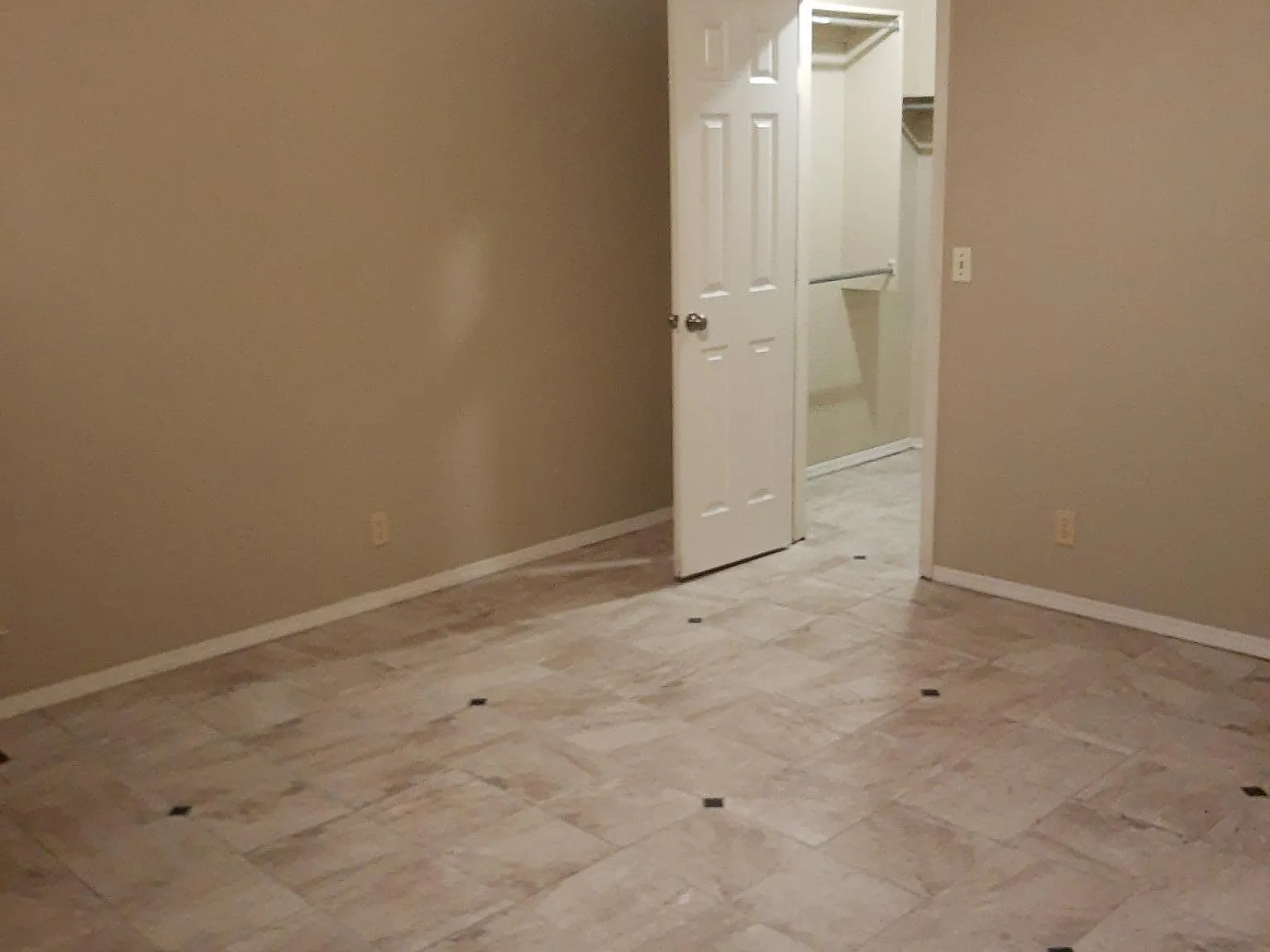3 bed, 1850 sqft, $1,700 — Photo 4