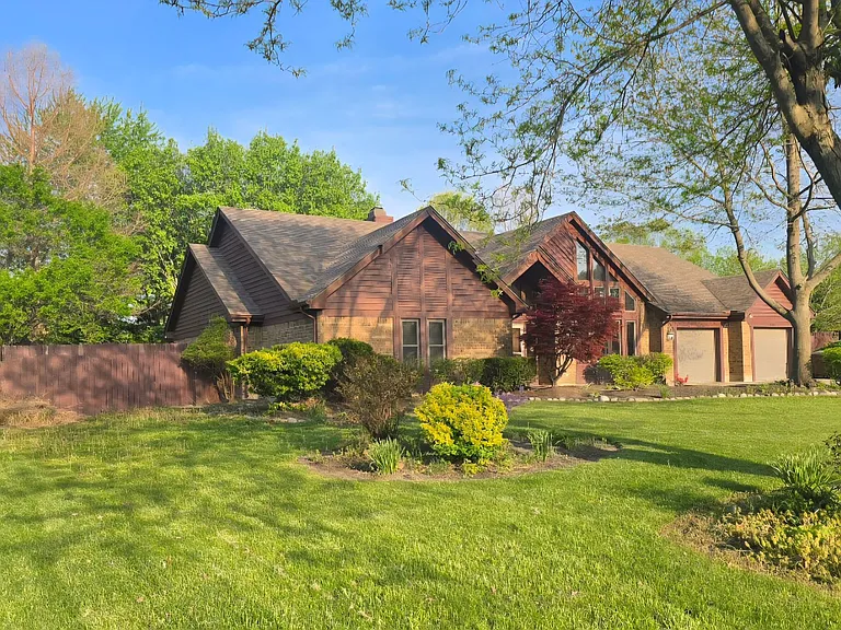 8881 Evan Ct — Photo 17