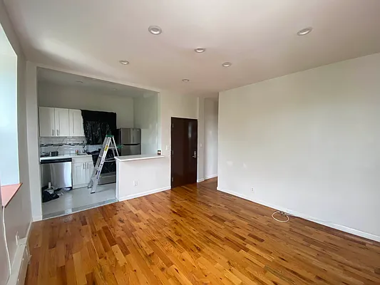 Rented by Coldwell Banker Reliable Real Estate | media 7