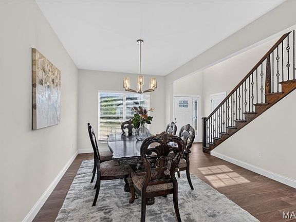 5th image of 823 Silver Buck Ln