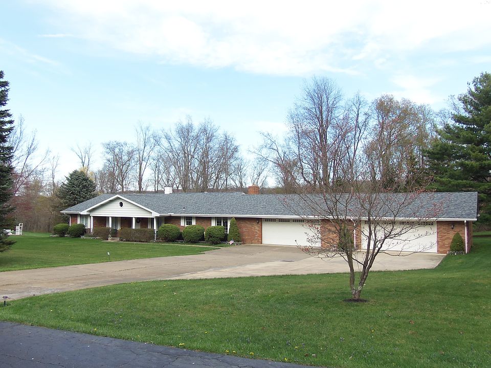 1st image of 275 Boyce Dr