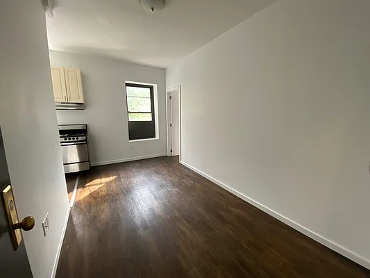 Rented by One Eleven Residential, Inc. | media 18