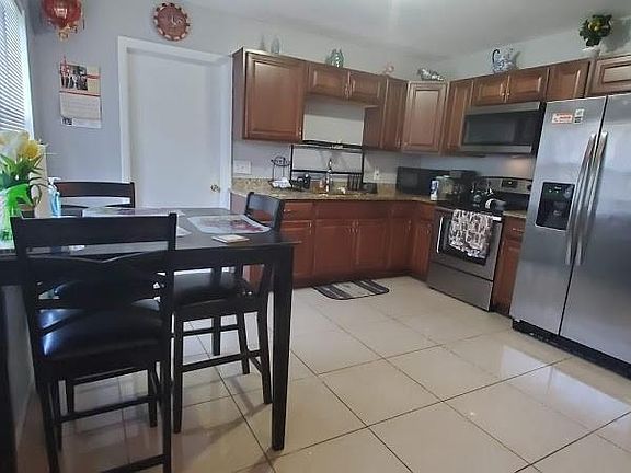 5th image of 4116 55th Ave N