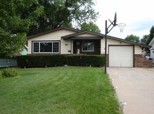 4665 Spring St, Omaha, NE 68106