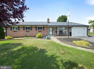 11516 Dellwyn Dr, Hagerstown, MD 21740