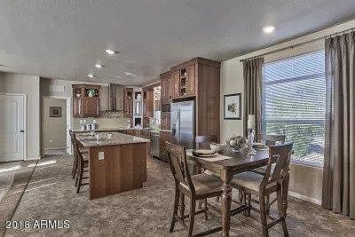 3rd image of 128 N 86th Pl