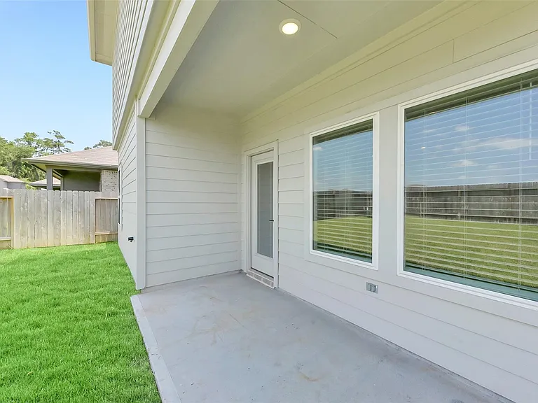 24222 Sandstone Valley Ln — Photo 29