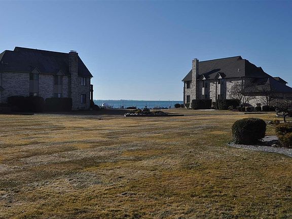 5th image of 50682 Harbourview Dr