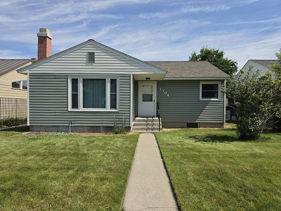 1st image of 1304 Leslie Ave