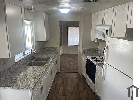 1st image of 535 Castille Dr